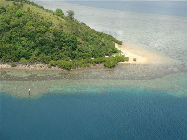 Tovu Island image