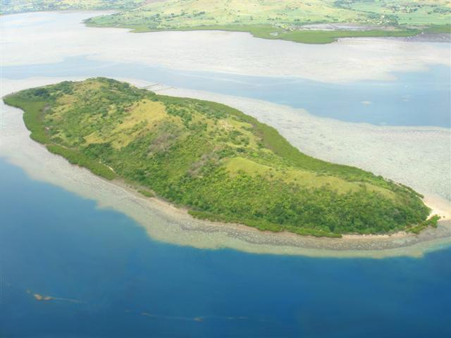 Tovu Island image