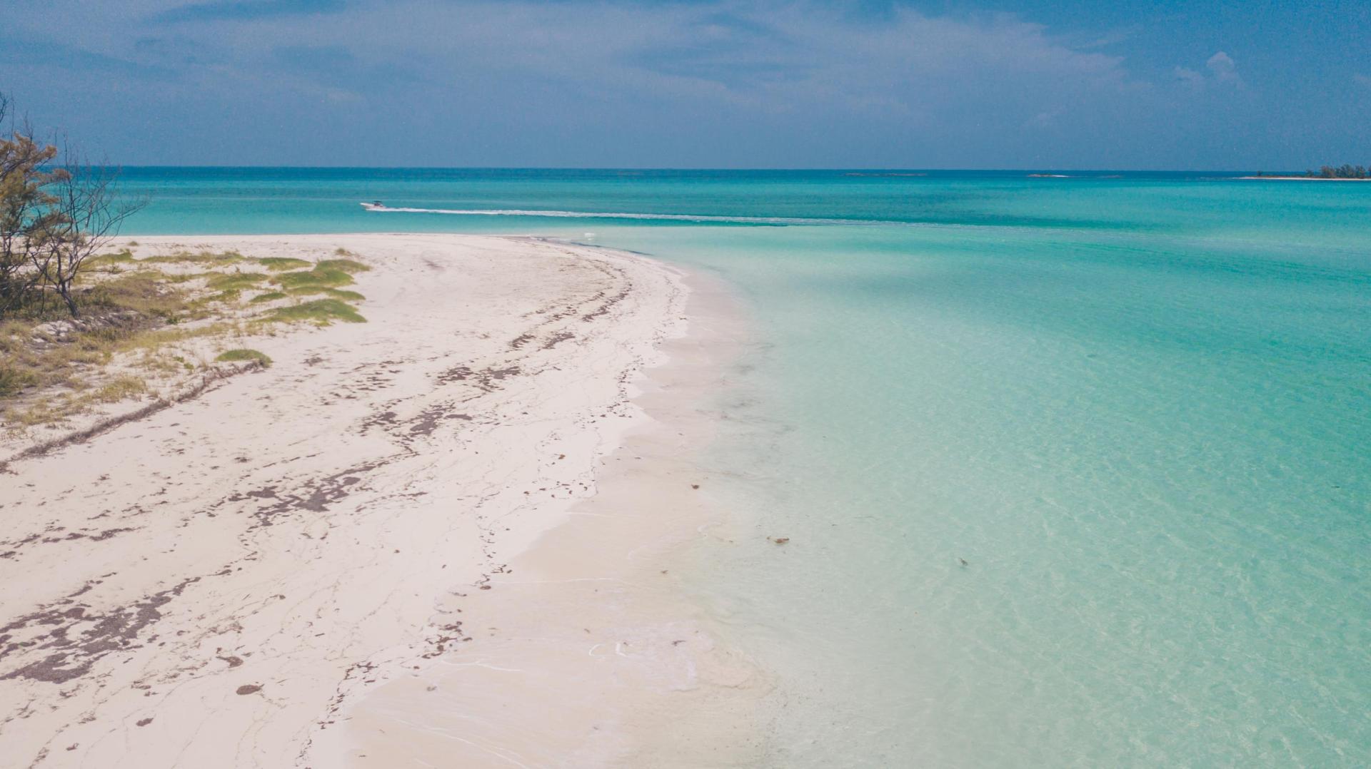 Hawks Nest Cay, 26 acres image