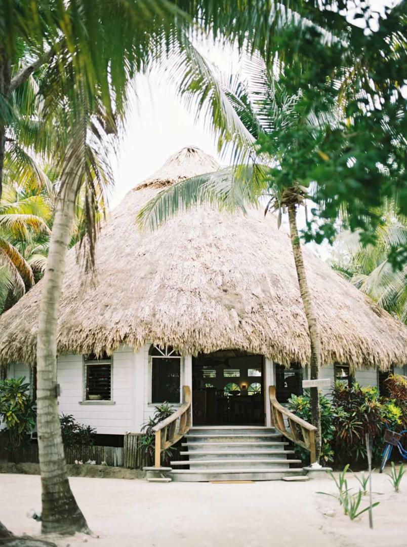 Thatch Caye image