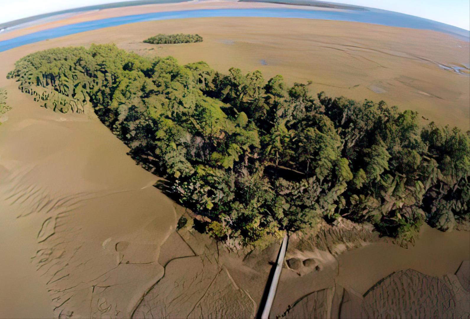 Petit Gauke and Little Petit Gauke Islands image