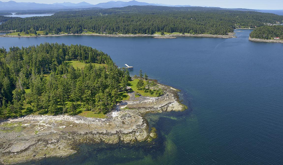 Breakwater Island image