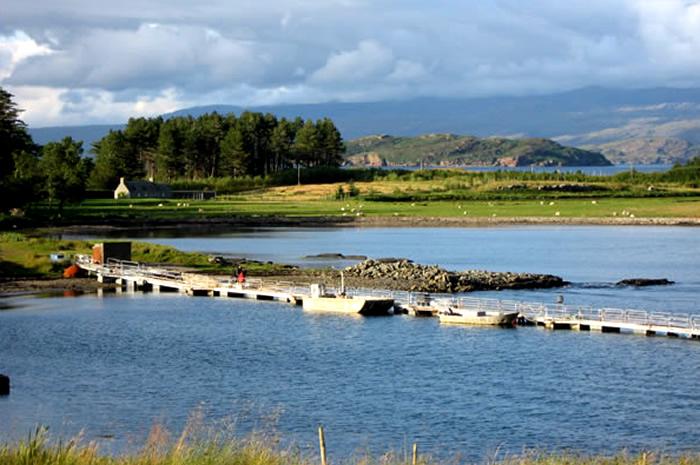 Isle of Scalpay image