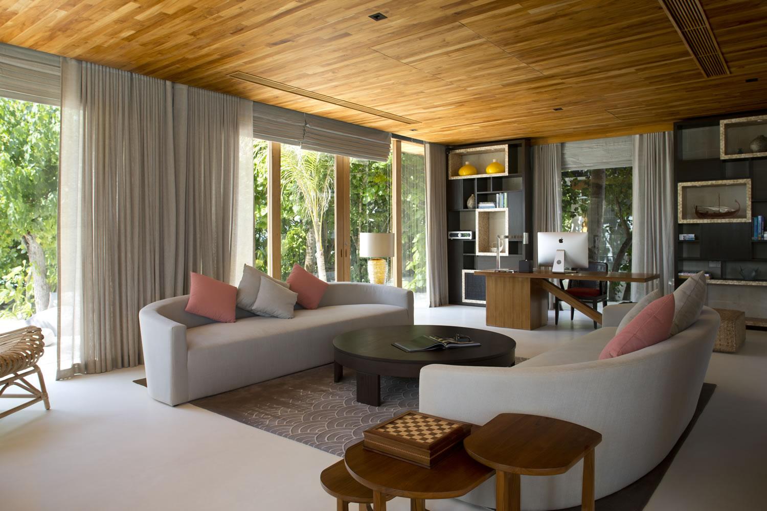 Coco Priv&eacute; Kuda Hithi image