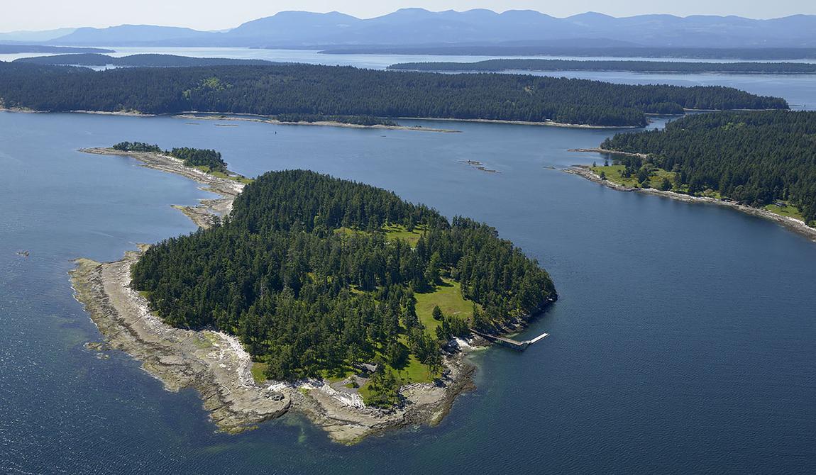 Breakwater Island image