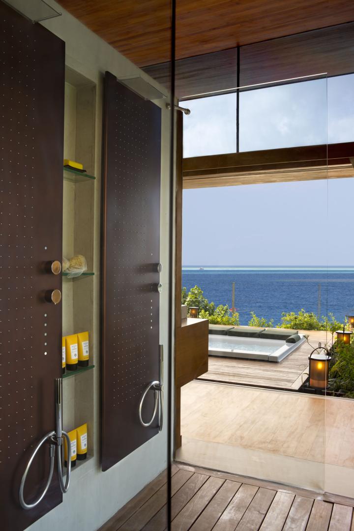 Coco Priv&eacute; Kuda Hithi image