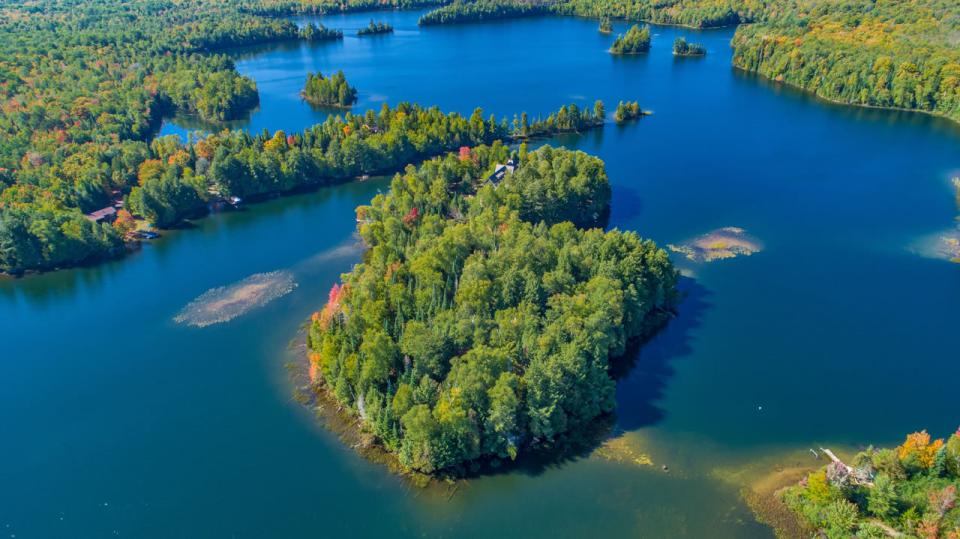 Katinka Island image