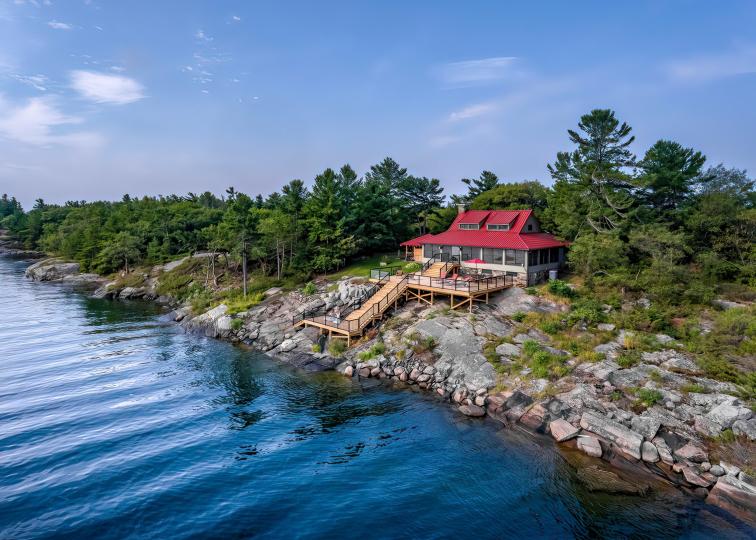 Frying Pan Island image