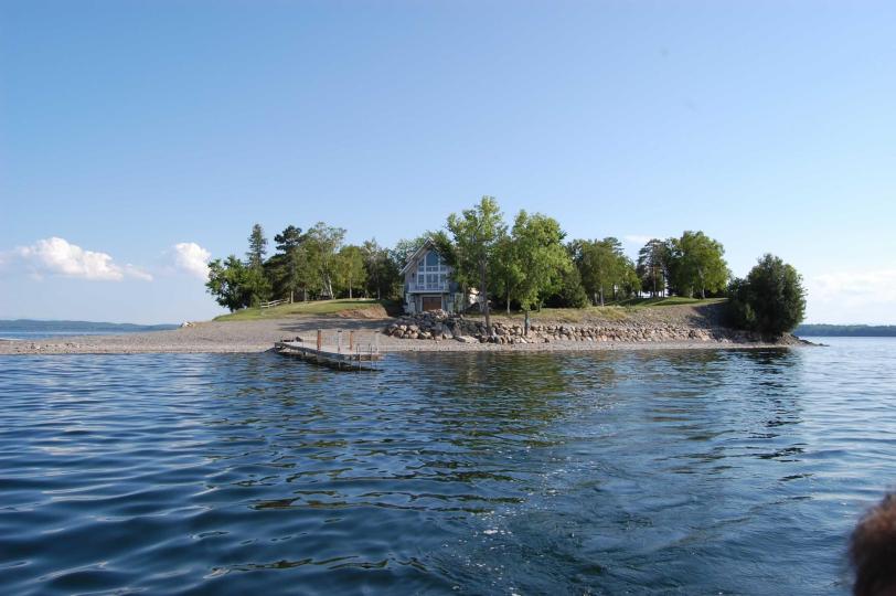 Fish Bladder Island image
