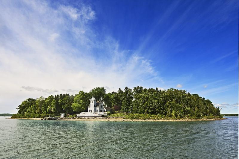 Round Island Lighthouse image