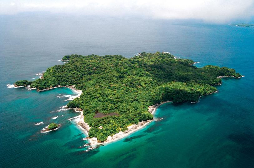 Isla Puerco image