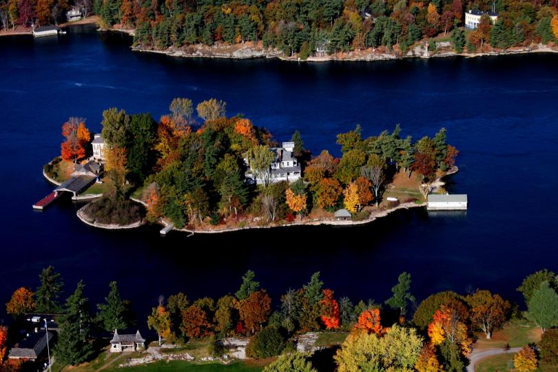 Comfort Island image