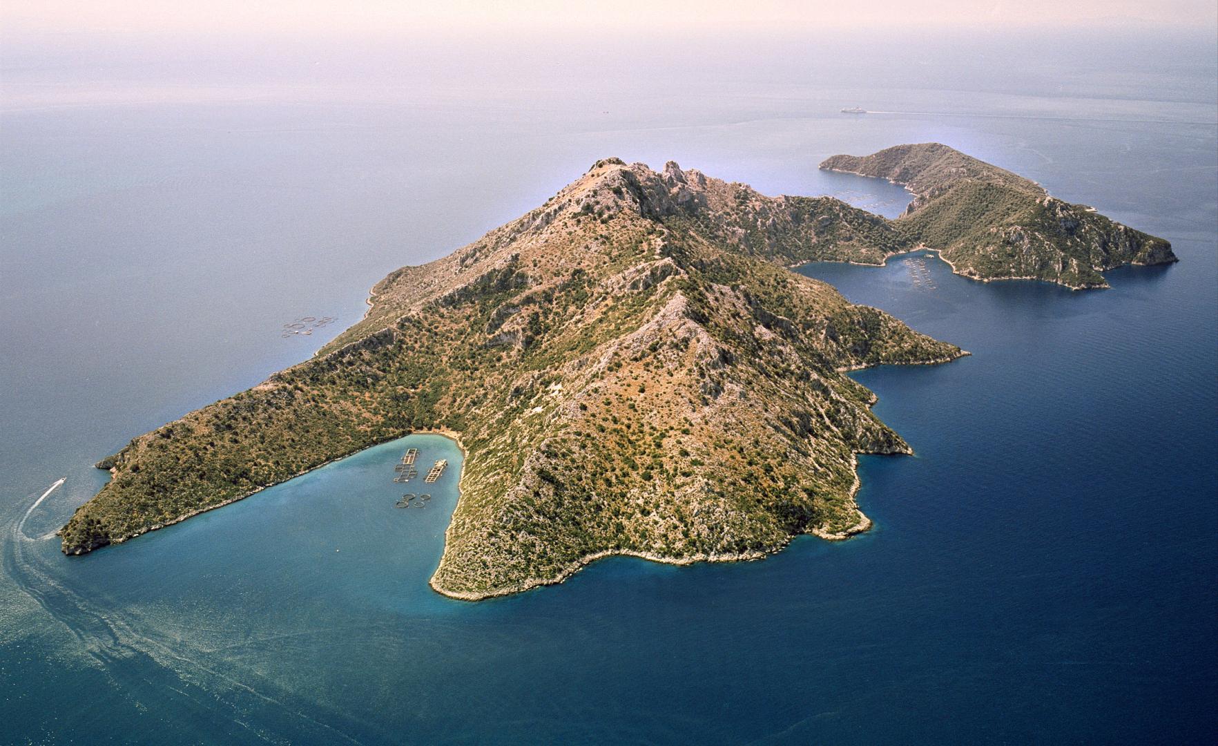 region-img