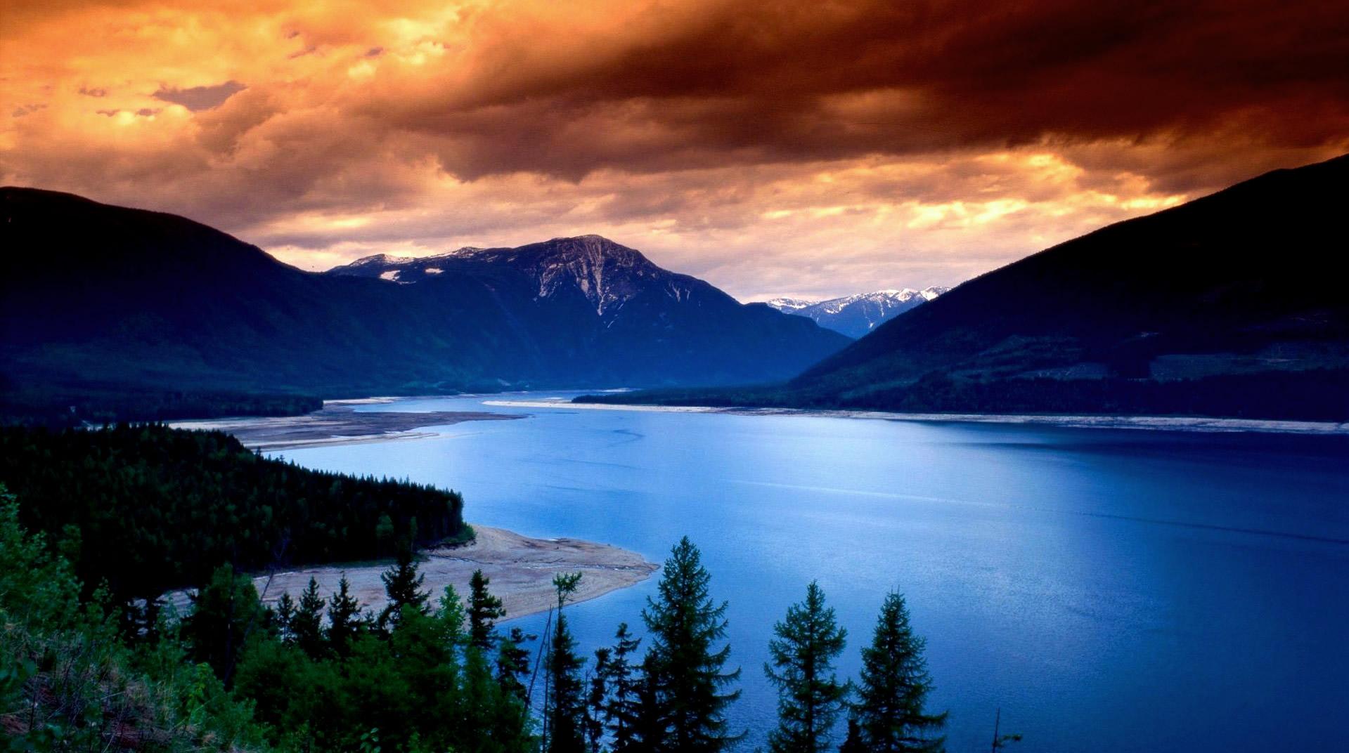 region-img